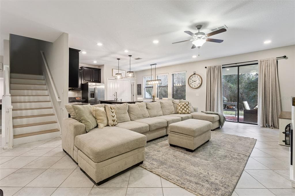 8816 SHADY PAVILLION COURT, LAND O LAKES, FL 34637 — zdjęcie 4