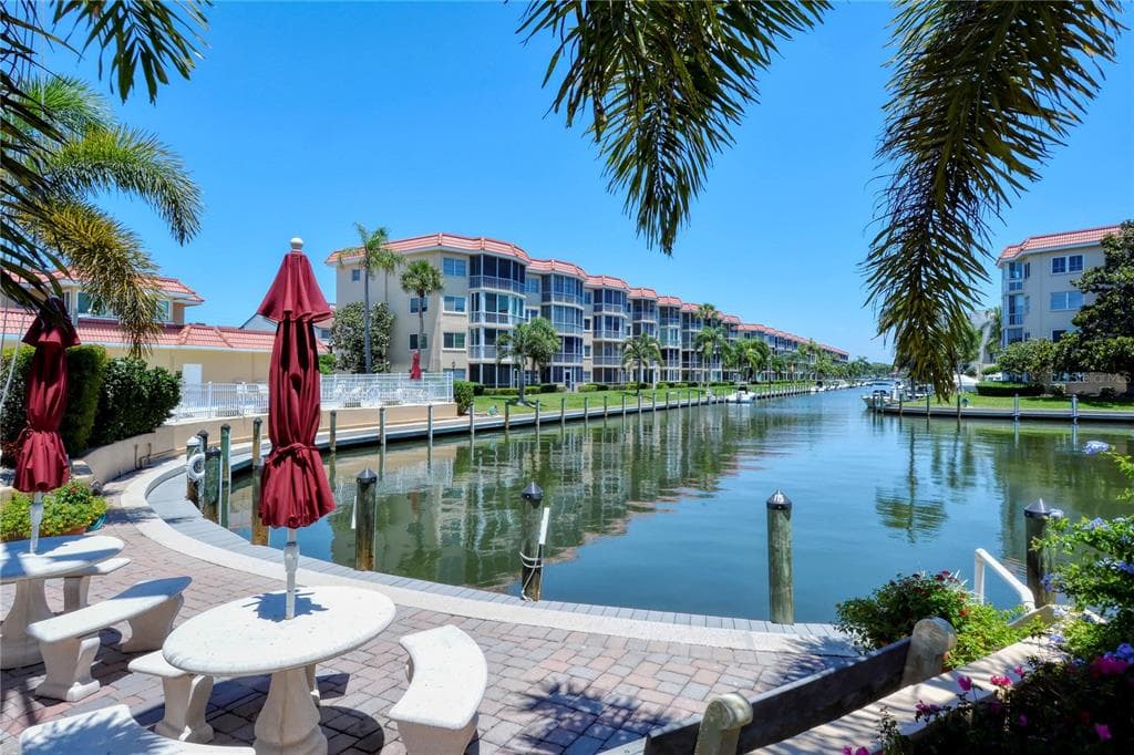 1257 S PORTOFINO DRIVE # 307, SARASOTA, FL 34242