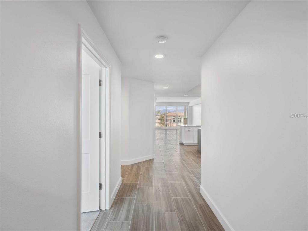 125 ISLAND WAY # 304, CLEARWATER BEACH, FL 33767 — zdjęcie 2