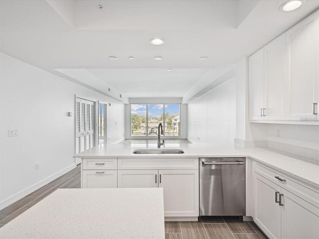 125 ISLAND WAY # 304, CLEARWATER BEACH, FL 33767 — zdjęcie 5