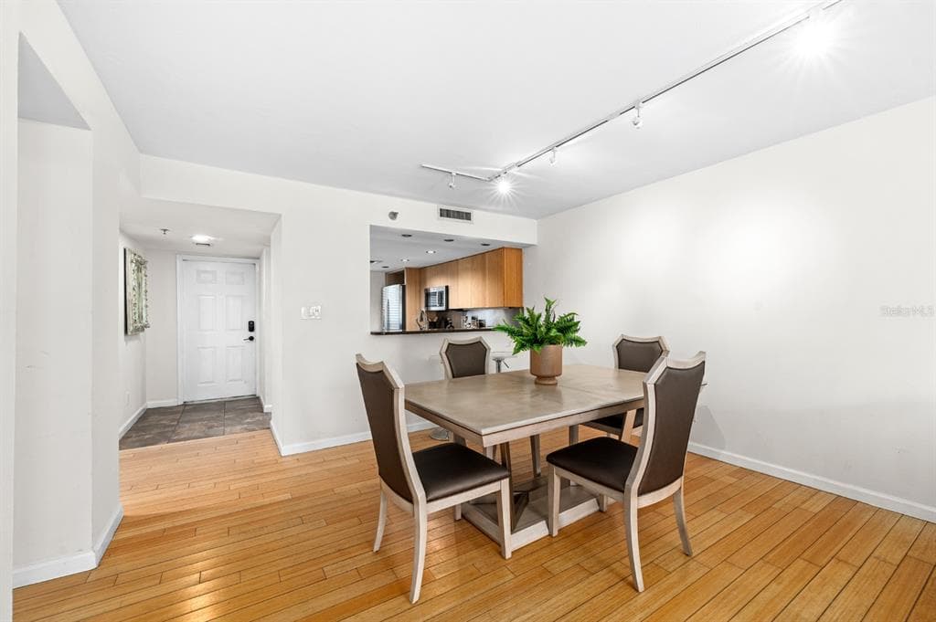 201 W LAUREL STREET # 310, TAMPA, FL 33602 — zdjęcie 3