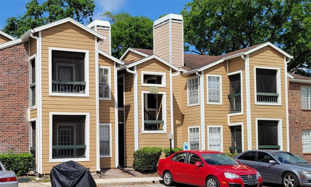 4400 THORNBRIAR LANE # 201, ORLANDO, FL 32822