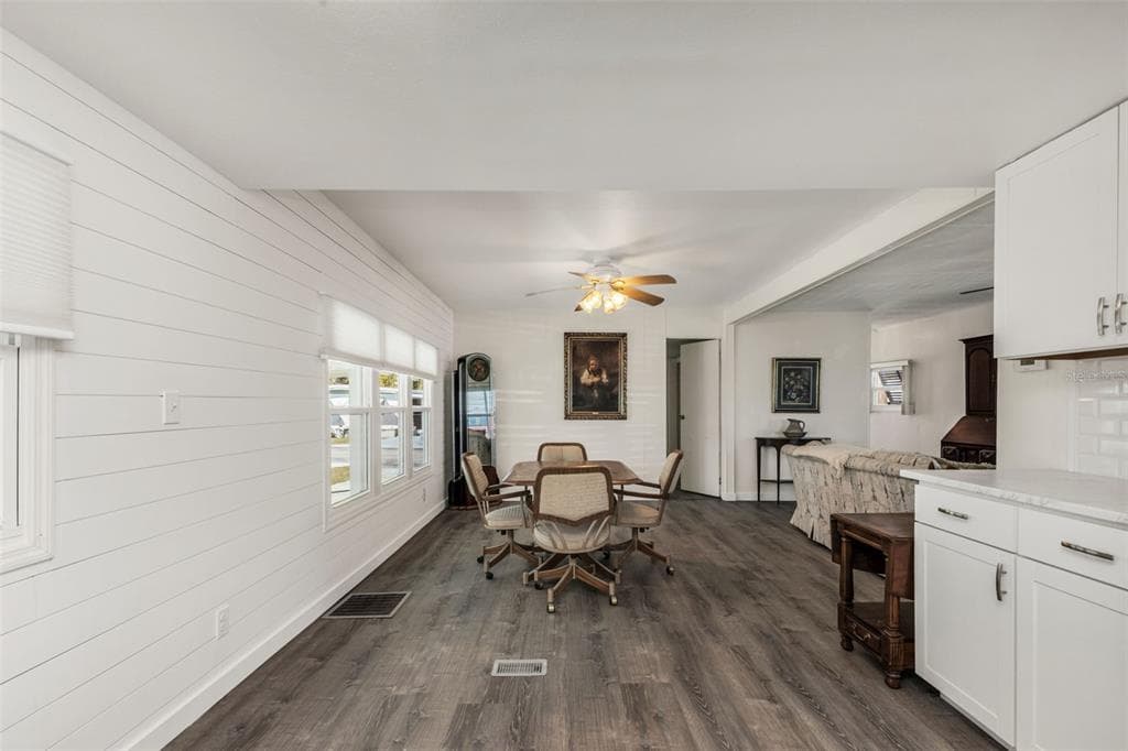 1891 ENGLEWOOD ROAD # 119, ENGLEWOOD, FL 34223 — zdjęcie 5