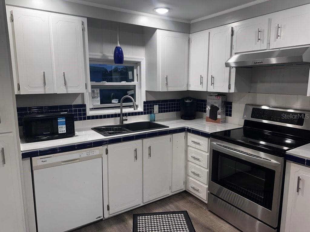 530 SUN UP STREET, NORTH FORT MYERS, FL 33917 — zdjęcie 3