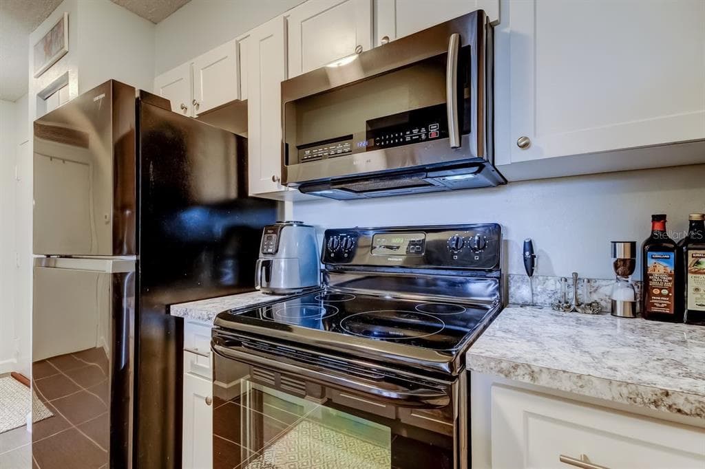 2333 FEATHER SOUND DRIVE # B211, CLEARWATER, FL 33762 — zdjęcie 4