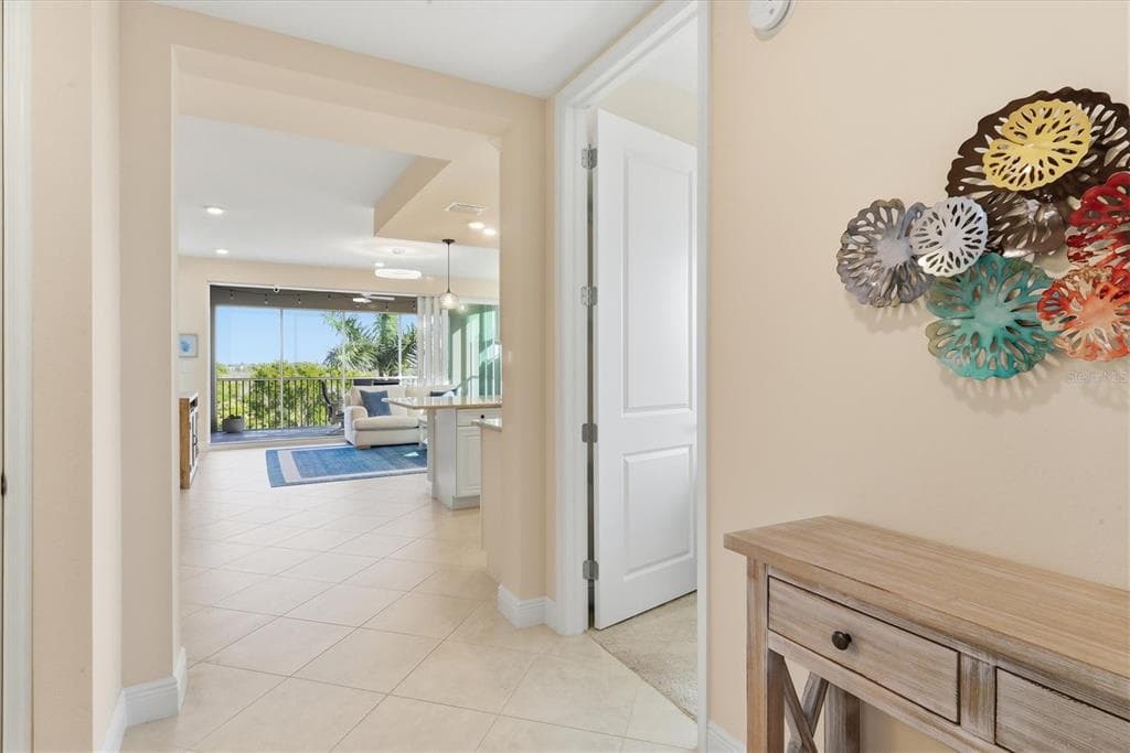 395 ARUBA CIRCLE # 303, BRADENTON, FL 34209 — zdjęcie 5