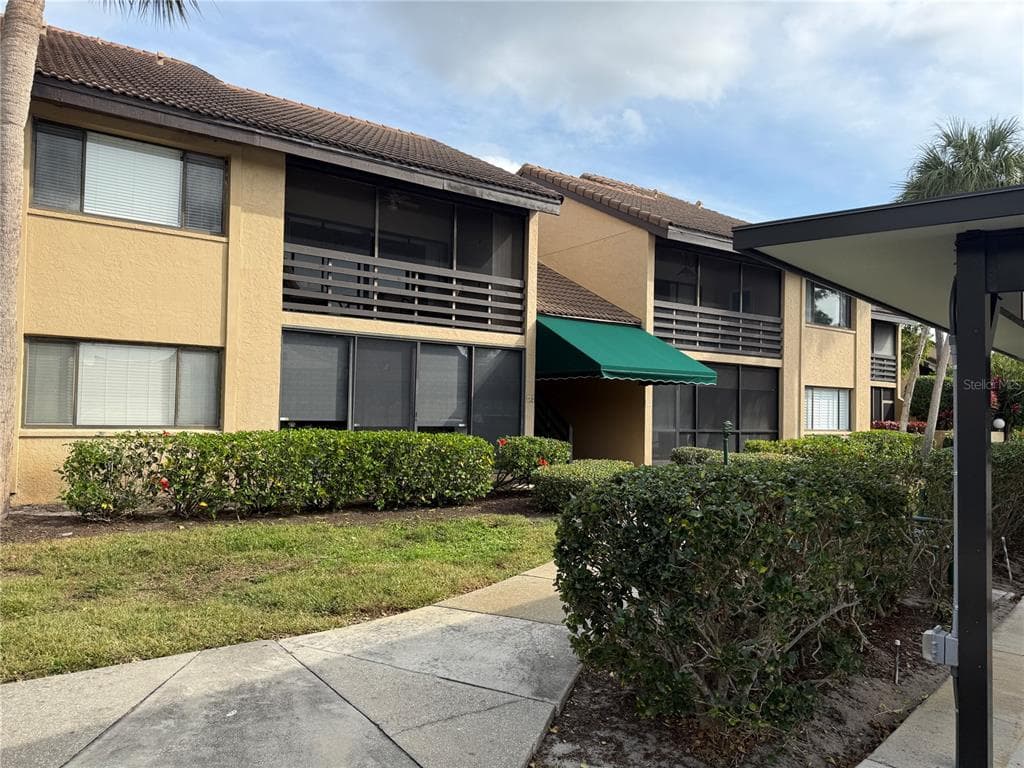 5631 ASHTON LAKE DRIVE # 7, SARASOTA, FL 34231 — zdjęcie 2