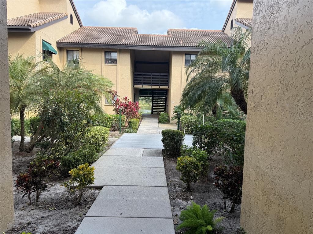 5631 ASHTON LAKE DRIVE # 7, SARASOTA, FL 34231 — zdjęcie 4
