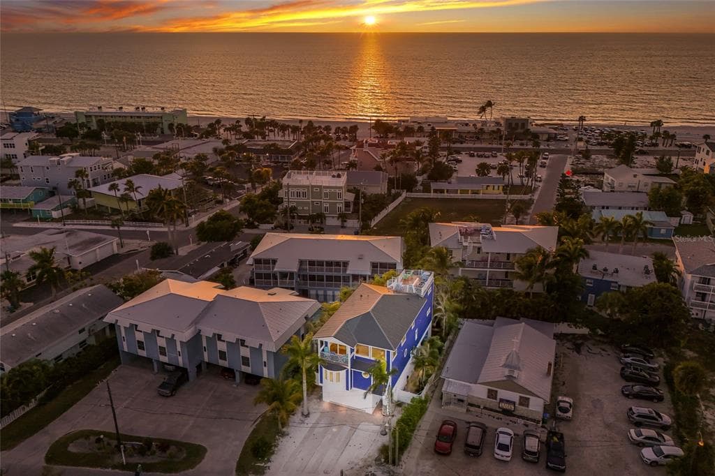 206 CHURCH AVENUE, BRADENTON BEACH, FL 34217
