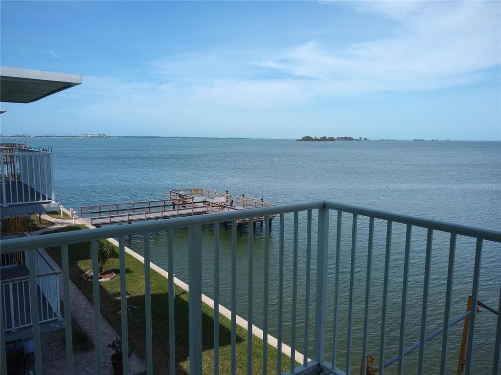 464 N PAULA DRIVE N # 323, DUNEDIN, FL 34698