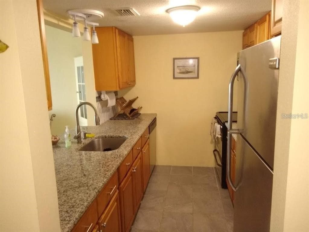 464 N PAULA DRIVE N # 323, DUNEDIN, FL 34698 — zdjęcie 4