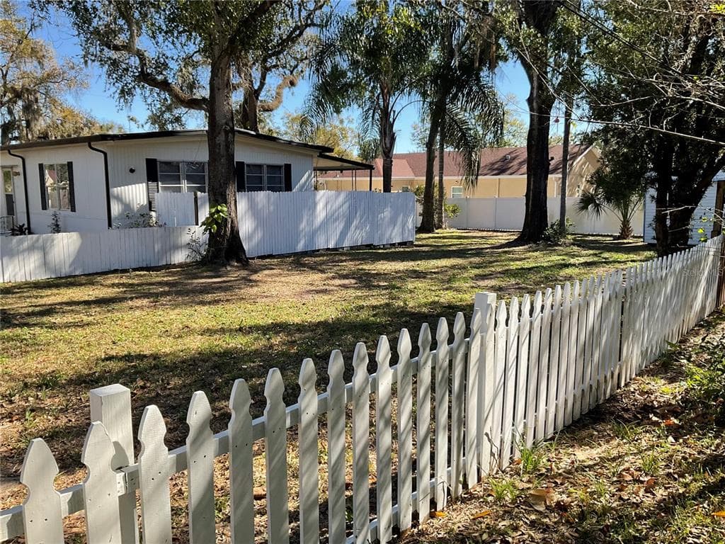 4707 E YUKON STREET, TAMPA, FL 33617 — zdjęcie 4
