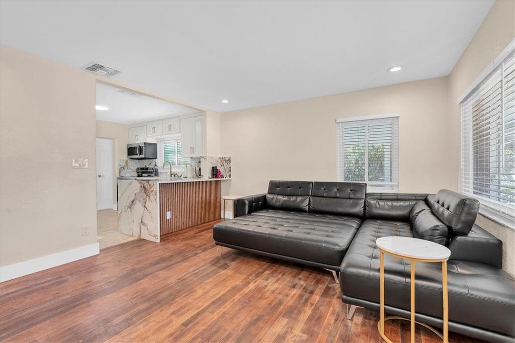 518 77TH AVENUE, ST PETE BEACH, FL 33706 — zdjęcie 4
