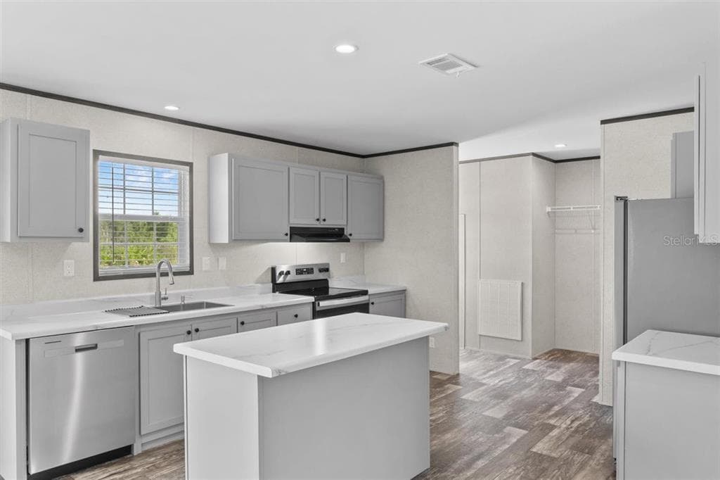 2436 EDWIN STREET NE, WINTER HAVEN, FL 33881 — zdjęcie 3