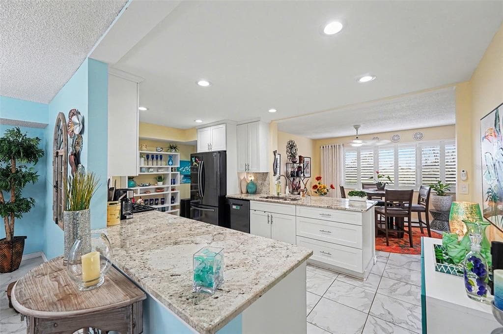 8198 TERRACE GARDEN DRIVE N # 411, ST PETERSBURG, FL 33709 — zdjęcie 4