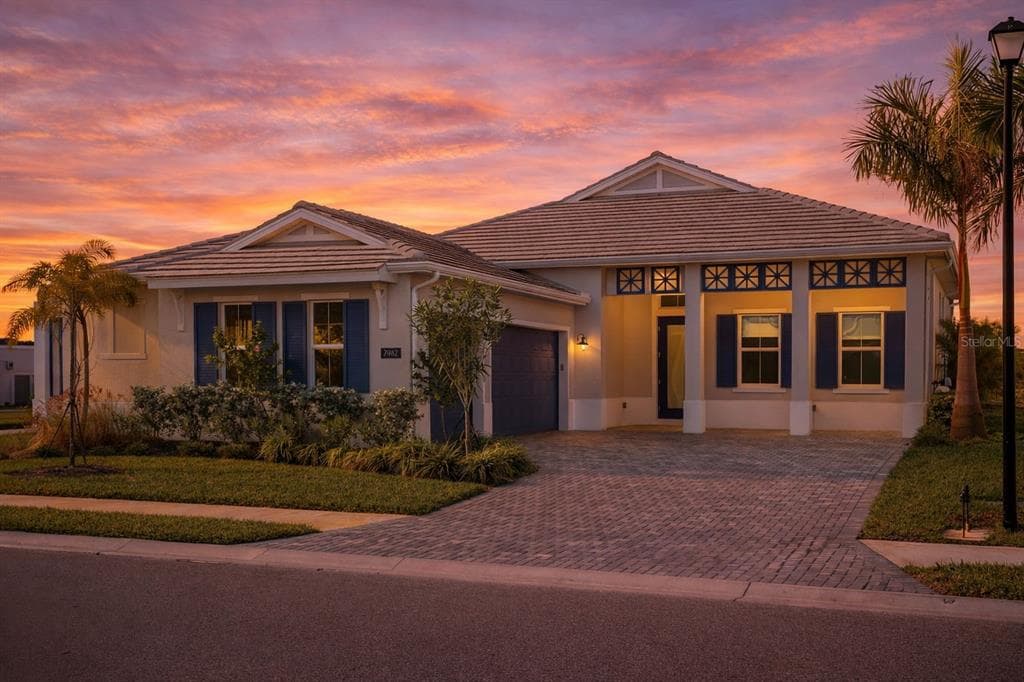 7982 REDONDA LOOP, BRADENTON, FL 34202
