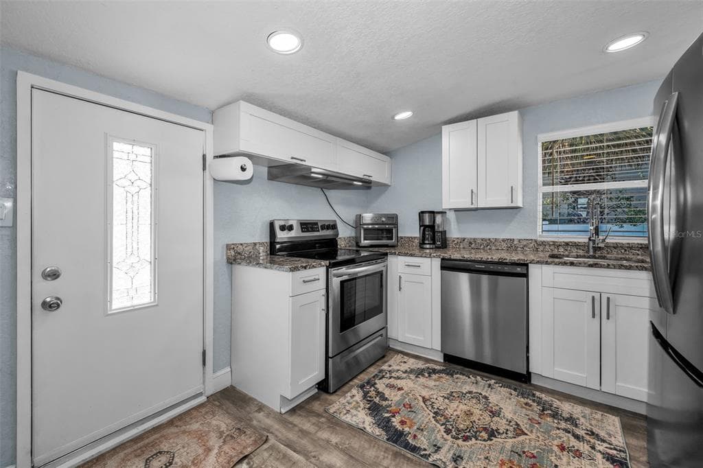 504 70TH AVENUE, ST PETE BEACH, FL 33706 — zdjęcie 5