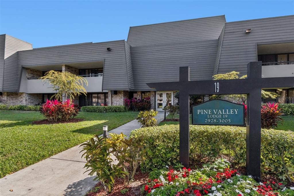 36750 US HIGHWAY 19 N # 19306, PALM HARBOR, FL 34684