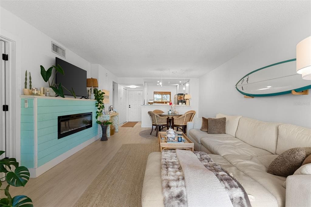 301 87TH AVENUE # 204, ST PETE BEACH, FL 33706 — zdjęcie 5