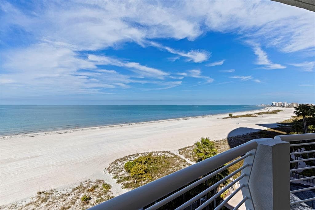 1350 GULF BOULEVARD # 704, CLEARWATER BEACH, FL 33767