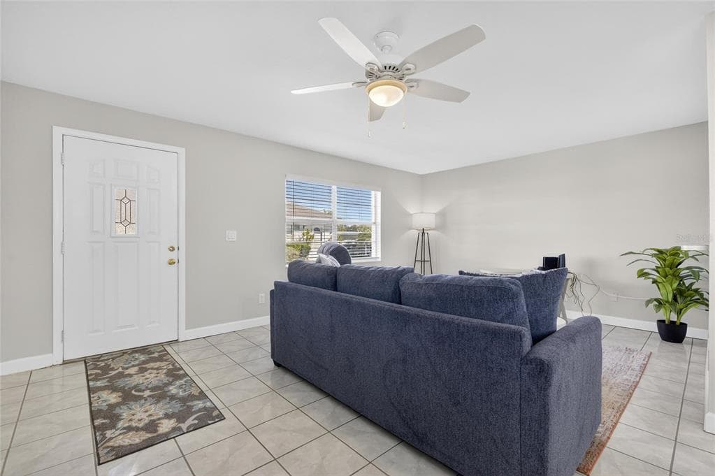 301 ANDOVER PLACE S # 171, SUN CITY CENTER, FL 33573 — zdjęcie 5