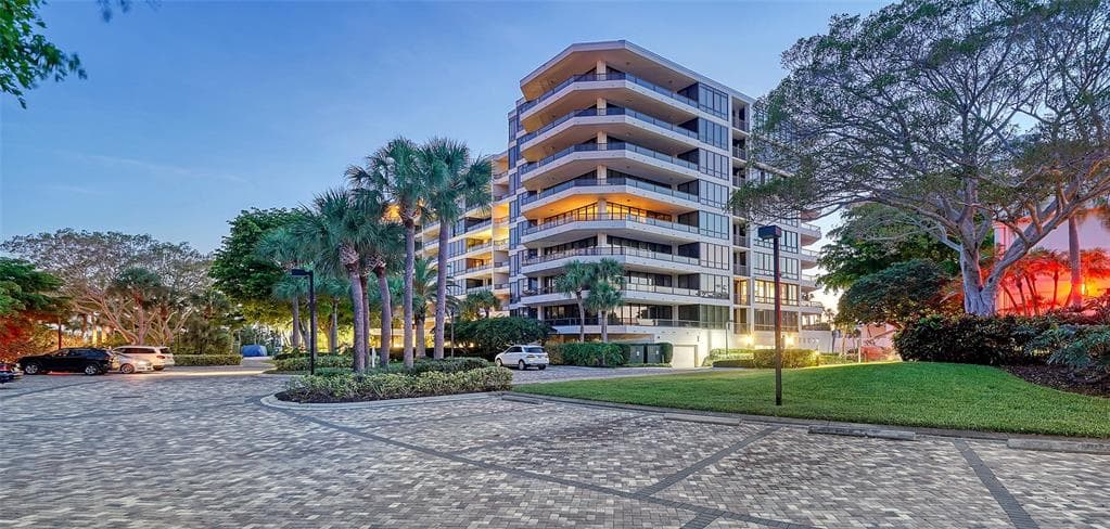 535 SANCTUARY DRIVE # C807, LONGBOAT KEY, FL 34228 — zdjęcie 2