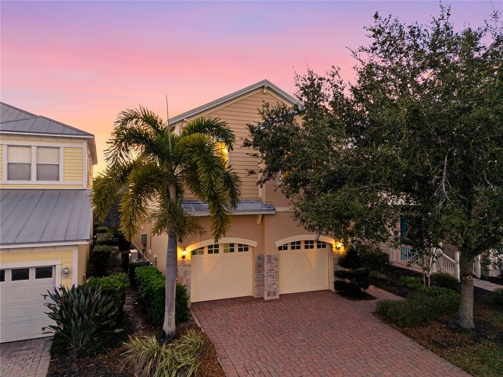 1437 FAIRVIEW CIRCLE, REUNION, FL 34747