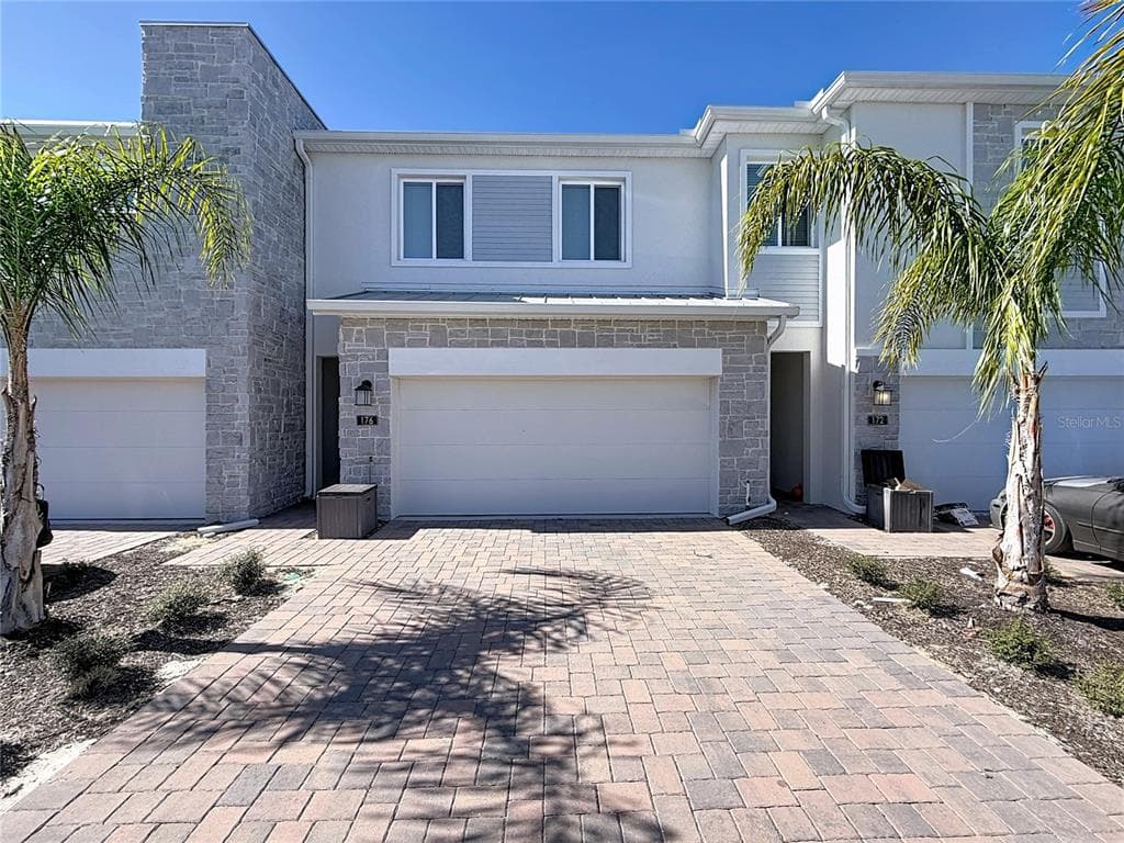 176 BOGEY DRIVE, DAVENPORT, FL 33896