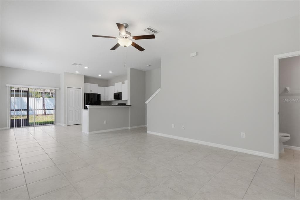 4540 GLOBE THISTLE DRIVE, TAMPA, FL 33619 — zdjęcie 5
