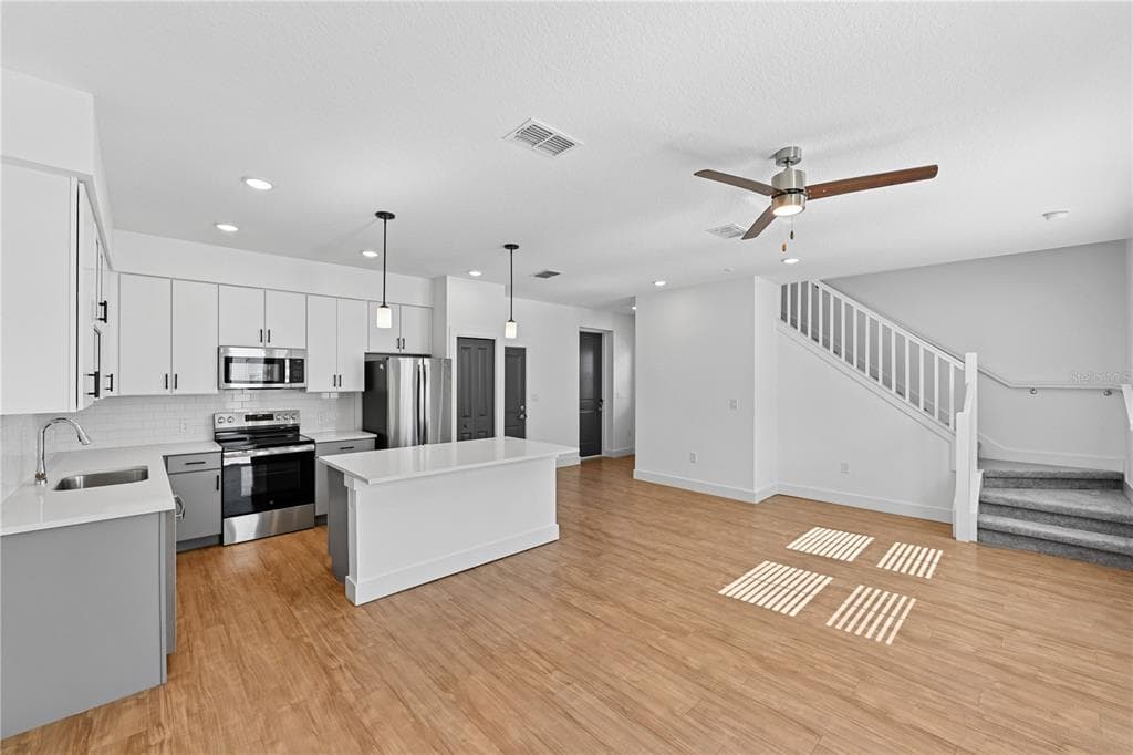 1898 ZAC STREET # Dawn, KISSIMMEE, FL 34743 — zdjęcie 4