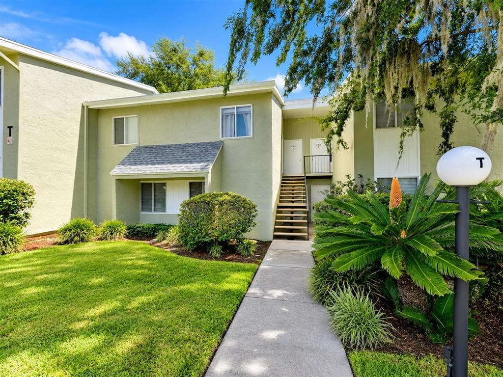 568 BAHIA CIRCLE # B, OCALA, FL 34472