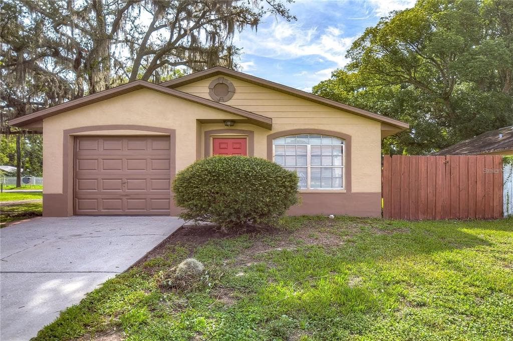 5520 20TH STREET, ZEPHYRHILLS, FL 33542
