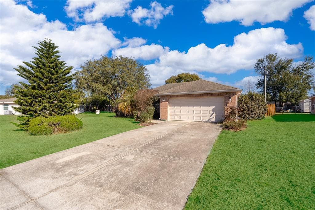 794 SELBY STREET, DELTONA, FL 32725