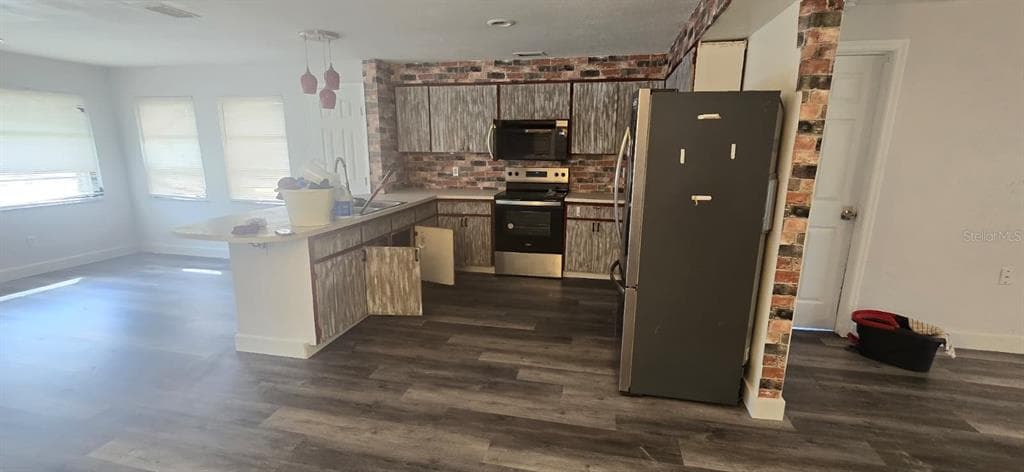 1174 VICTORIA AVENUE, PORT CHARLOTTE, FL 33948 — zdjęcie 4