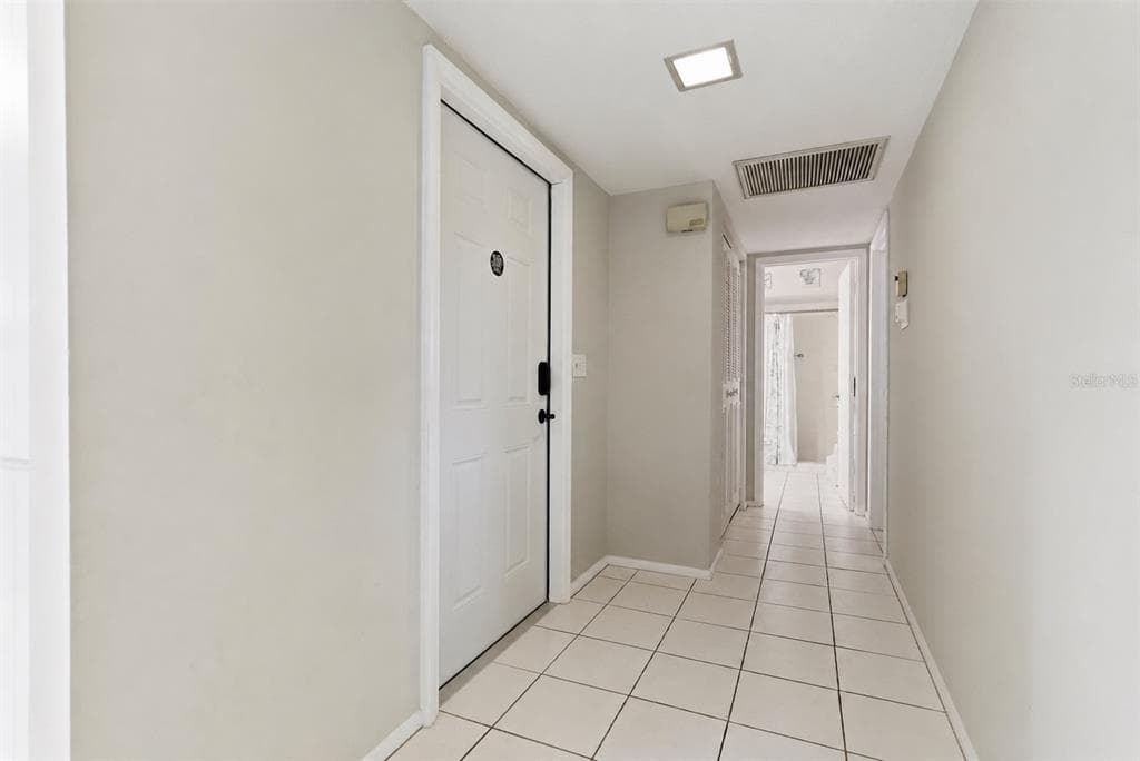 1141 MERLE WAY # 14, SARASOTA, FL 34232 — zdjęcie 2