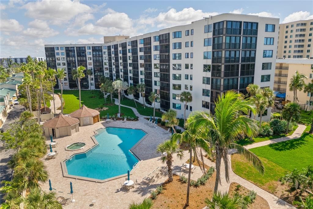 5880 MIDNIGHT PASS ROAD # 804, SARASOTA, FL 34242