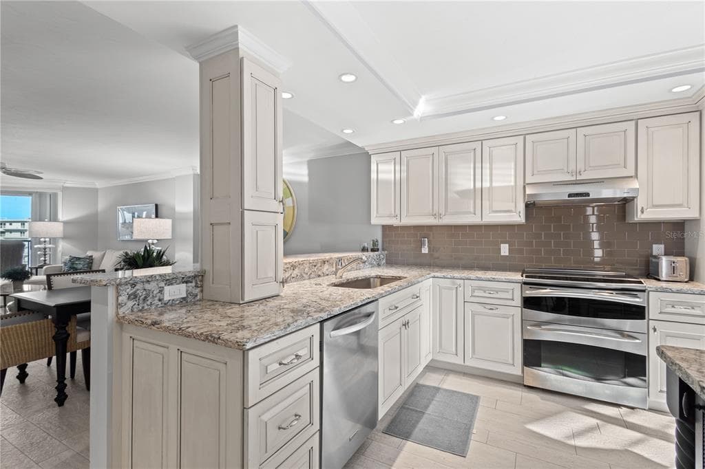 5880 MIDNIGHT PASS ROAD # 804, SARASOTA, FL 34242 — zdjęcie 4