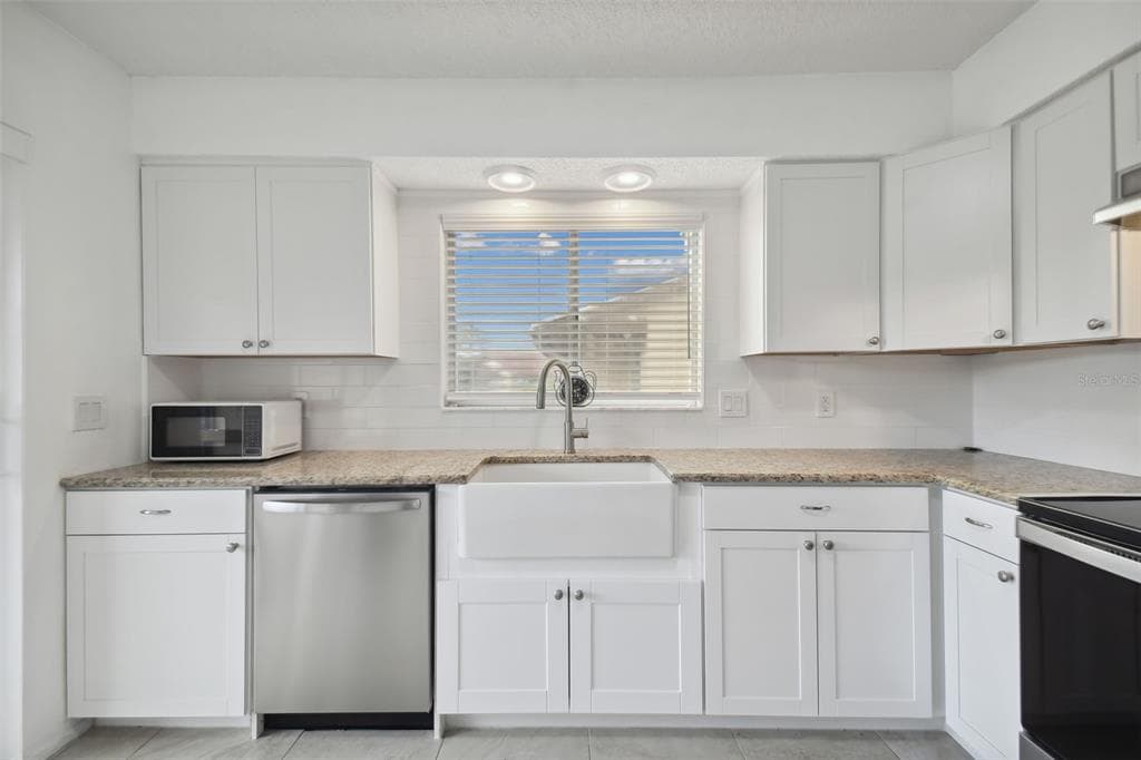 4028 DAVIT DRIVE # 4028, NEW PORT RICHEY, FL 34652 — zdjęcie 2