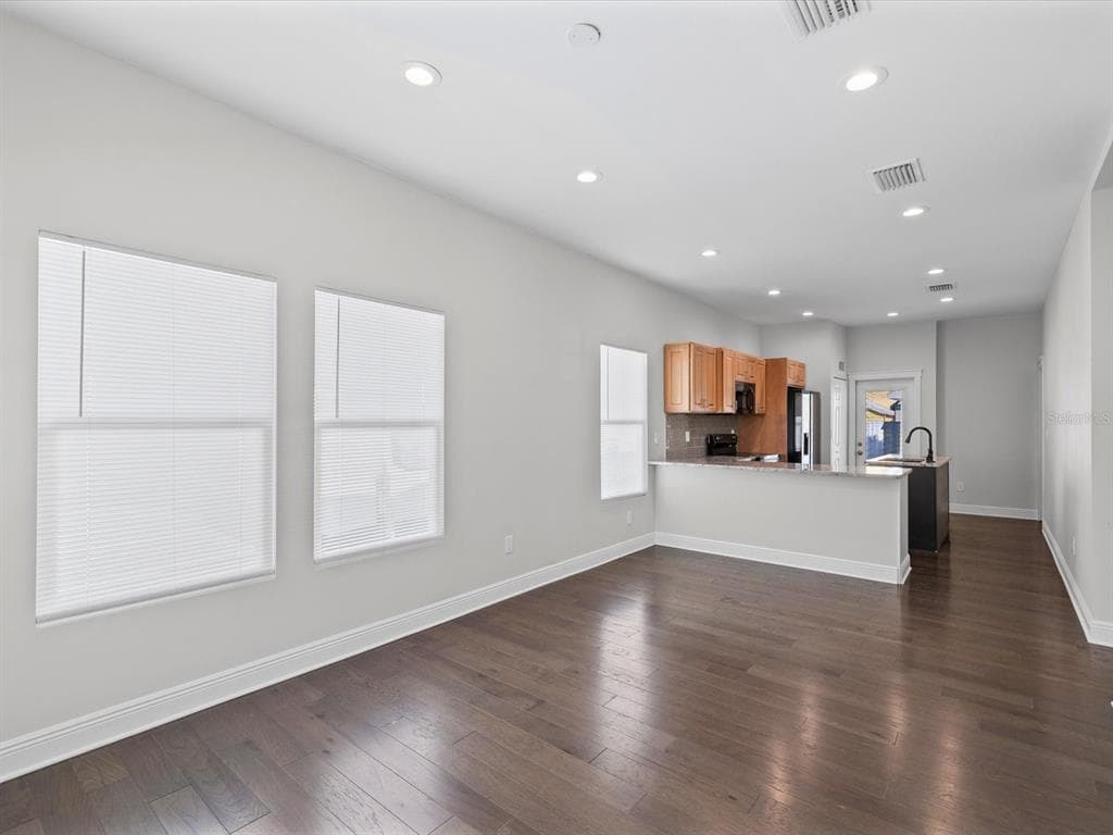 2107 W CHERRY STREET, TAMPA, FL 33607 — zdjęcie 3