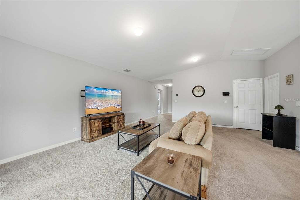 1923 KESTER AVENUE, LEHIGH ACRES, FL 33972 — zdjęcie 4