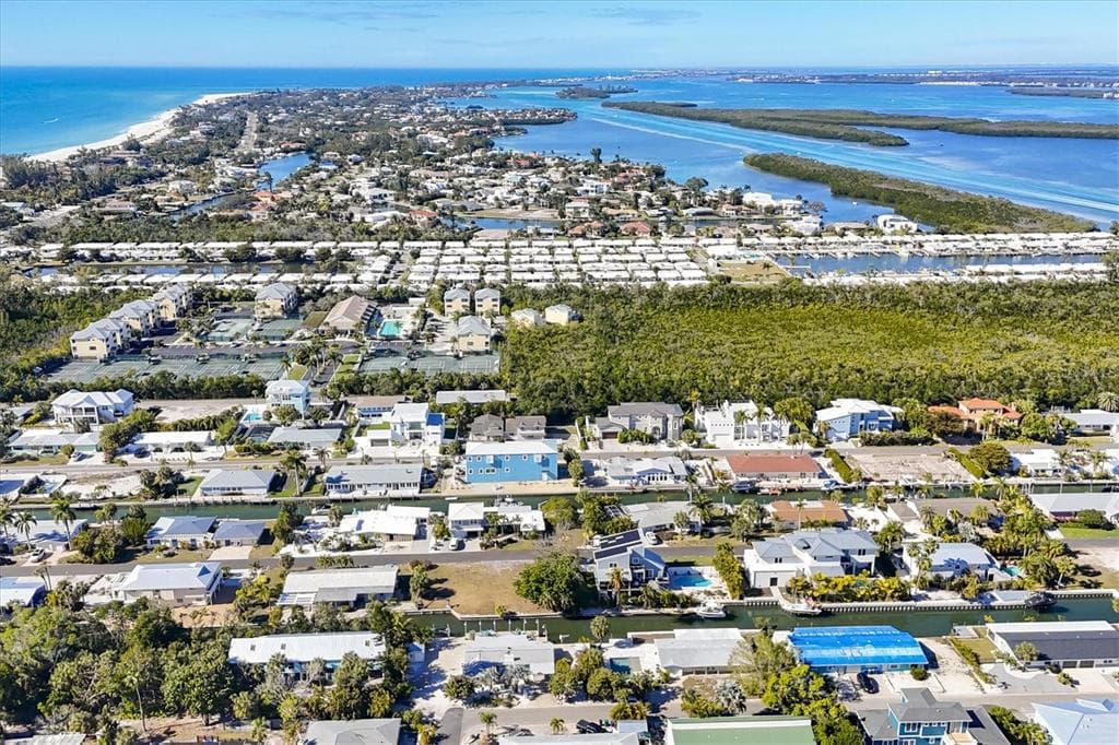 651 JUNGLE QUEEN WAY, LONGBOAT KEY, FL 34228 — zdjęcie 2