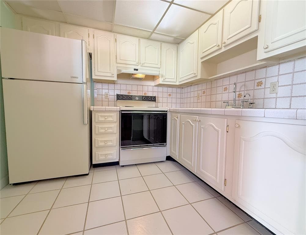 11931 BAYONET LANE, NEW PORT RICHEY, FL 34654 — zdjęcie 5