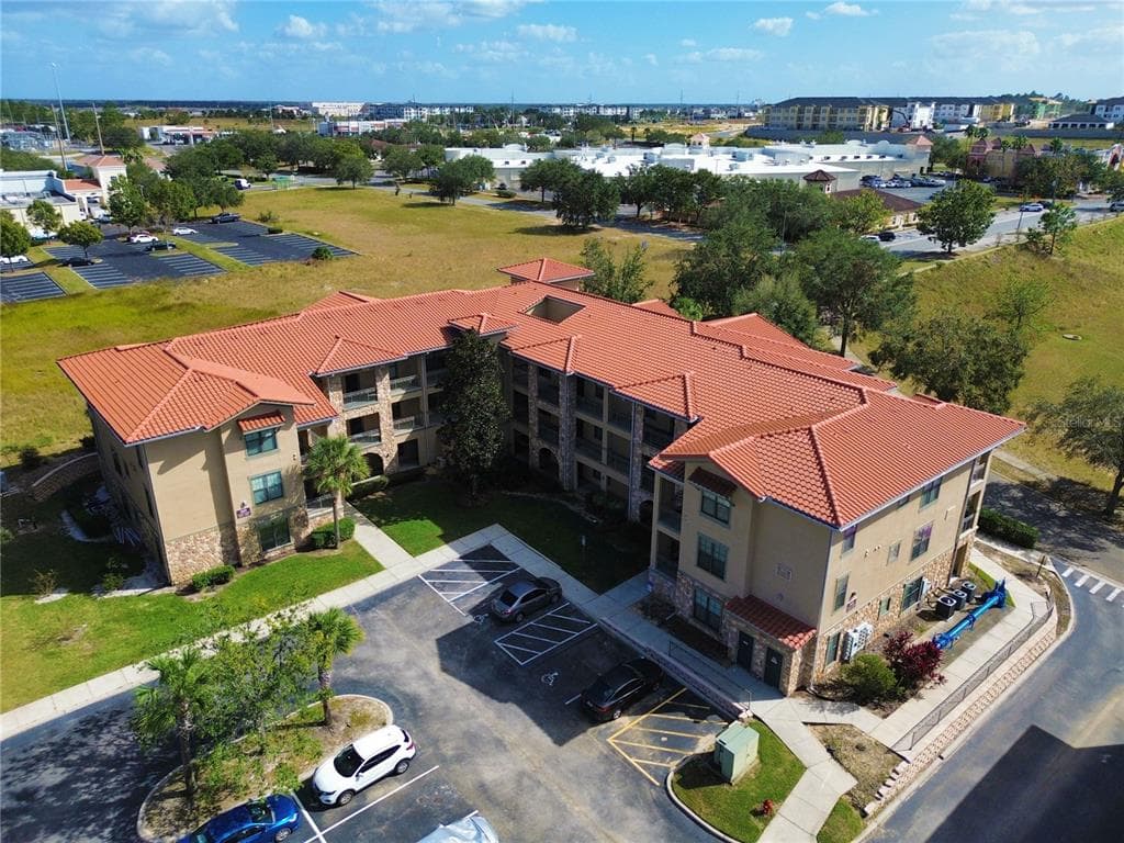 909 CHARO PARKWAY # 1016, DAVENPORT, FL 33897
