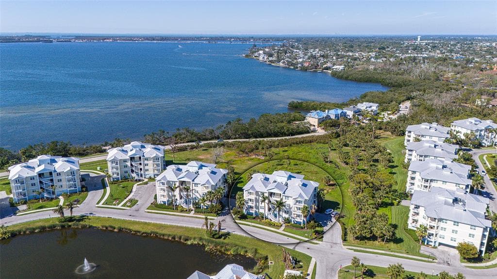 7910 34TH AVENUE W # 203, BRADENTON, FL 34209