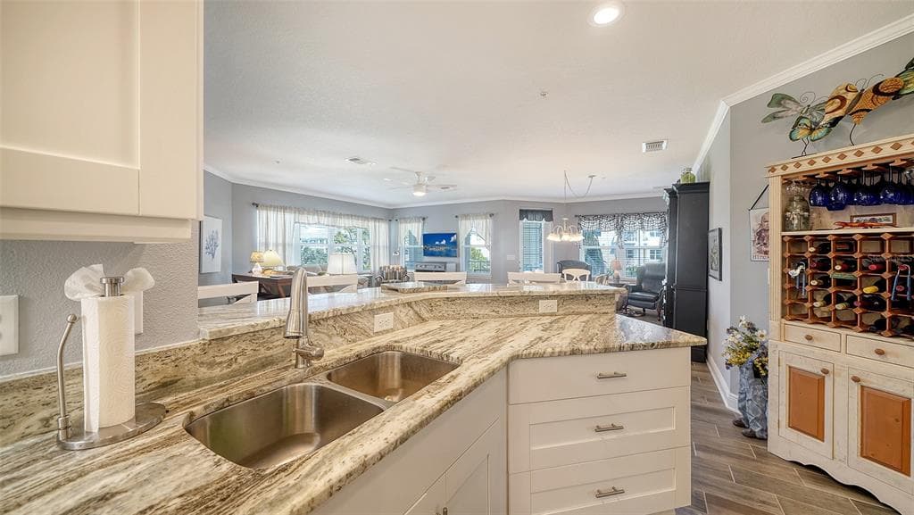 7910 34TH AVENUE W # 203, BRADENTON, FL 34209 — zdjęcie 5