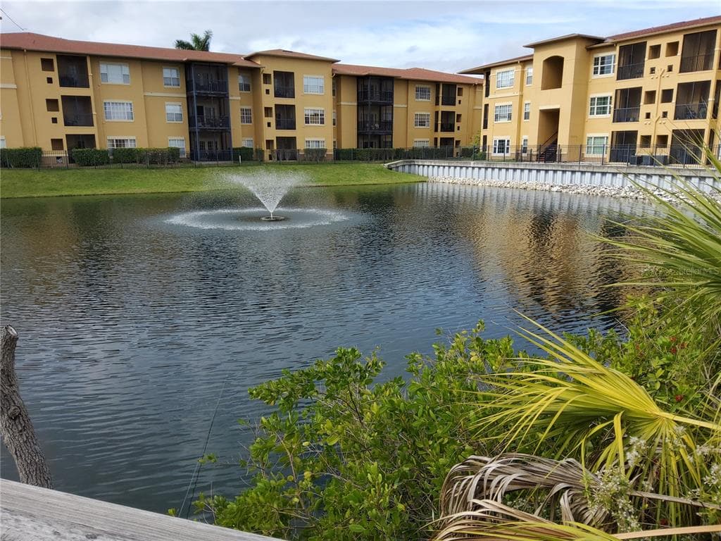 4333 BAYSIDE VILLAGE DRIVE # 224, TAMPA, FL 33615