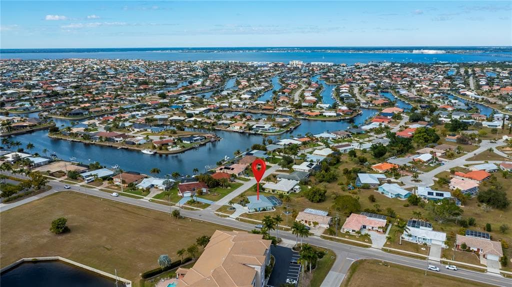 1354 AQUI ESTA DRIVE, PUNTA GORDA, FL 33950 — zdjęcie 2