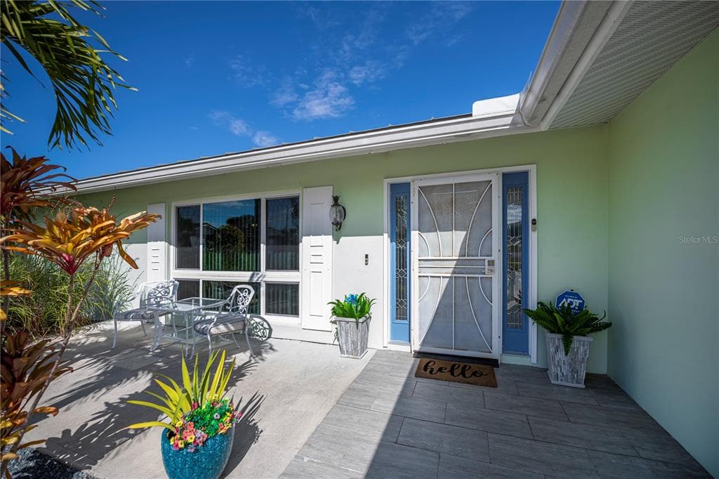 1354 AQUI ESTA DRIVE, PUNTA GORDA, FL 33950 — zdjęcie 3