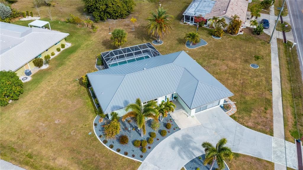1354 AQUI ESTA DRIVE, PUNTA GORDA, FL 33950 — zdjęcie 4