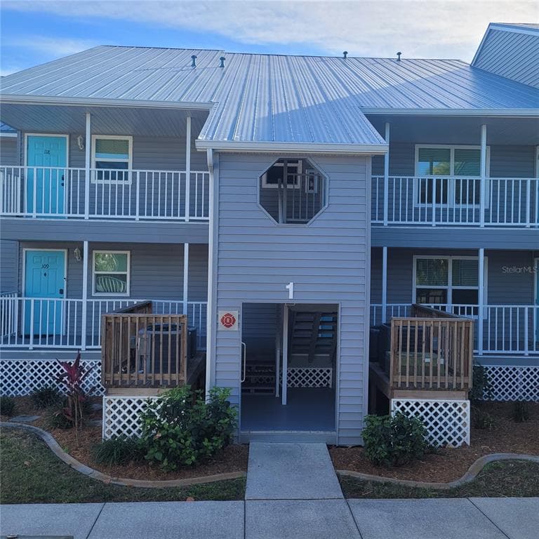 4410 WARREN AVENUE # 108, PORT CHARLOTTE, FL 33953